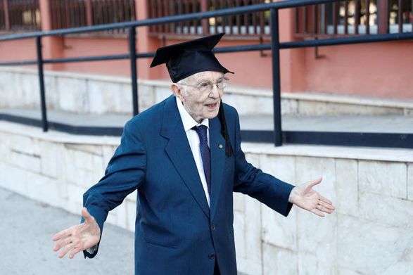 samyj staryj student italii okonchil universitet v vozraste 98 let 7a5b644 - Самый старый студент Италии окончил университет в возрасте 98 лет