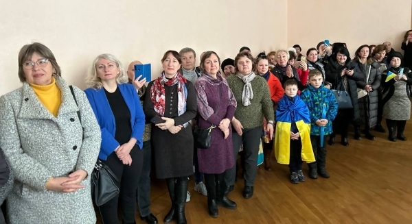 pid chas robochogo vizitu do hersona zustrilisja z nashimi geroyichnimi viddanimi profesiyi j ukrayini osvitjanami shkarlet f79e04a - “Під час робочого візиту до Херсона зустрілися з нашими героїчними, відданими професії й Україні освітянами", - Шкарлет