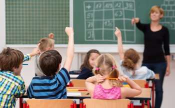 dlja osvitjan prezentuvali posibnik koli svit na mezhi zmin shkola chutliva do psihichnogo zdorov CA BCja efa08cc - Для освітян презентували посібник «Коли світ на межі змін: школа, чутлива до психічного здоровʼя»