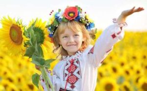 v ukrayini vidznachajut den vishivanki 1a401e7 300x186 - В Україні відзначають День вишиванки