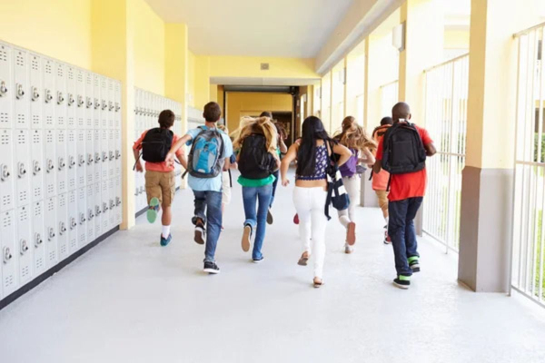 litni kanikuli 2025 u shkolah ukrayini zavershivsja navchalnij rik i pochalis kanikuli fa9e49a - Літні канікули 2025 - у школах України завершився навчальний рік і почались канікули