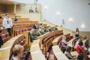 mobilizacija studentov v mae 2025 est li izmenenija v zakone novosti ukrainy 24 kanal 3358599 300x200 - Искусственный интеллект в высшем образовании - МОН предоставило рекомендации