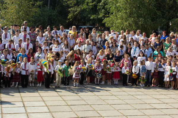 ostannij dzvonik 2025 koli prolunaye u shkolah lucka dati 3dbef57 - Останній дзвоник 2025 - коли пролунає у школах Луцька - дати