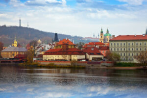 shho treba dlja vstupu v universitet v chehiyi ukrayincevi 017012e 300x200 - Що потрібно для вступу в університет в Словаччині