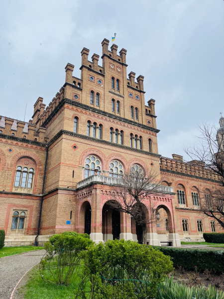 vartist navchannja u cherniveckomu universiteti zroste jak zminjatsja cifri oplati e83e6f5 - Вартість навчання у Чернівецькому університеті зросте - як зміняться цифри оплати