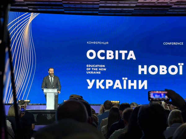 Виїзд випускників за кордон - Лісовий прокоментував ситуацію viyizd vipusknikiv za kordon lisovij prokomentuvav situaciju 4187843 - Виїзд випускників за кордон - Лісовий прокоментував ситуацію