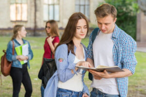granti na navchannja u vishi 2025 hto zi studentiv kontraktnikiv jogo ne otrimaye 9a4d311 300x200 - Як правильно назвати бутерброд українською