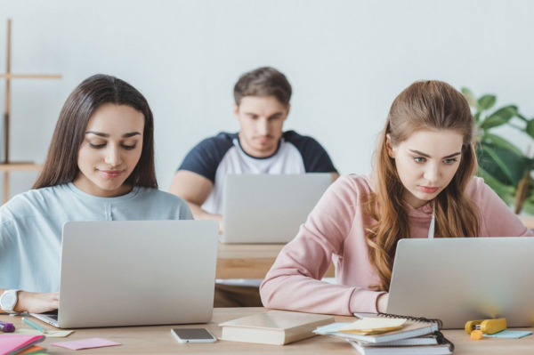 vstupna kampanija 2025 chomu treba stezhiti za statusom podanih zajav bcacc9a - Вступна кампанія 2025 - чому треба стежити за статусом поданих заяв