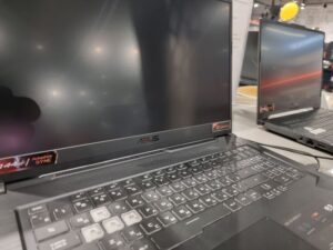 c32d6c4bfba06fe46a6a6b593d67a012 300x225 - Ваша дитина ховає від вас правду? Таємні сигнали, які ви пропускаєте прямо зараз