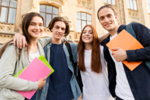 grant na vishhu osvitu dejaki studenti vzhe otrimujut sertifikati hto i de fdfcf68 300x200 - Середній бал для учнів 4-го класу – чи буде він у форматі ЗНО та де він буде проводитися?