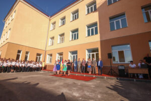 osvita v odeskih shkolah kerivnictvo zasterigaye vid ekskursij shkoljariv mistom cac1328 300x200 - Вступна кампанія 2025 – які спеціальності найпопулярніші серед майбутніх лікарів?