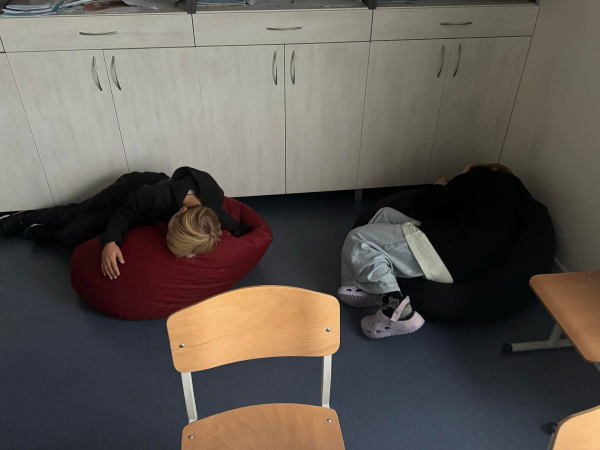 ataka rosijan na kiyiv 10 zhovtnja pedagog zvorushiv fotografiyeju uchniv 2dd7b7b - Російський удар по Києву 10 жовтня: фото школярів розчулило, зроблене вчителем
