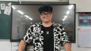 jurij pahomov stav odnim z najkrashhih vchiteliv chomu ukrayinci progolosuvali za nogo 4c0a1d0 300x169 - Як українською правильно сказати 