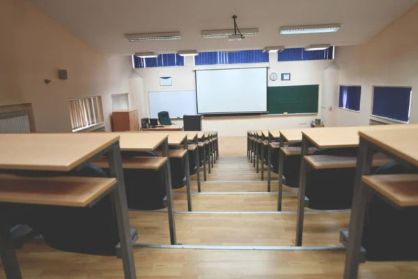 vstupna kampanija 2025 ponad 300 vishiv nabrali mensh nizh tisjachu abituriyentiv 4d77b0d - Вступ 2025: Більше 300 університетів прийняли менше тисячі студентів.
