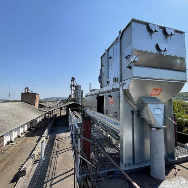 Головна Separatory dlya zerna tehnologiyi ochyshhennya vid vyrobnyka KMZ Industries 600x600 - Головна