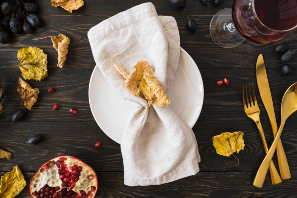 Як вірно українською: серветка чи салфетка?