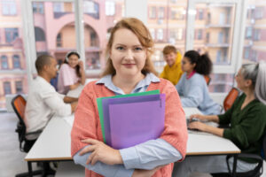 vchitelski zarobitki ukrayina v porivnjanni z inshimi krayinami de platjat najgirshe 897c2eb 300x200 - Вчительські оклади у світі: фінансова винагорода освітян