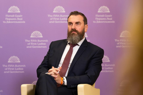 Оплата праці освітян: який дохід має міністр освіти та науки України Оксен Лісовий zarplata osvitjan skilki zarobljaye ministr osviti i nauki ukrayini oksen lisovij e25b917 - Оплата праці освітян: який дохід має міністр освіти та науки України Оксен Лісовий