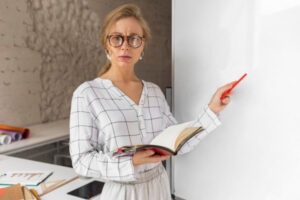 zarplata vchitelja v ukrayini cherez jaki zmini robotu vtratjat 70 tisjach vchiteliv 1393c50 300x200 - Наукові гранти в Україні: суттєве збільшення фінансування для дослідників