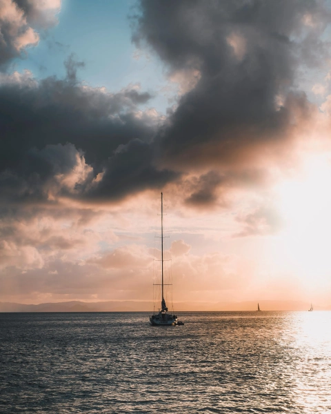 zatishshja pered bureju jake znachennja ta pohodzhennja vislovu shho vin opisuye 355930e - Спокій перед штормом: зміст і коріння фрази, її опис