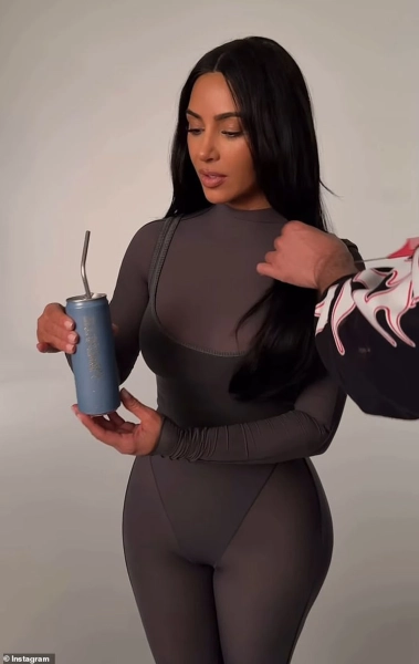 45e137daa08278066524640d7fb65e47 - Кім Кардаш'ян презентувала енергетик та отримала шквал критики за промо-світлини.