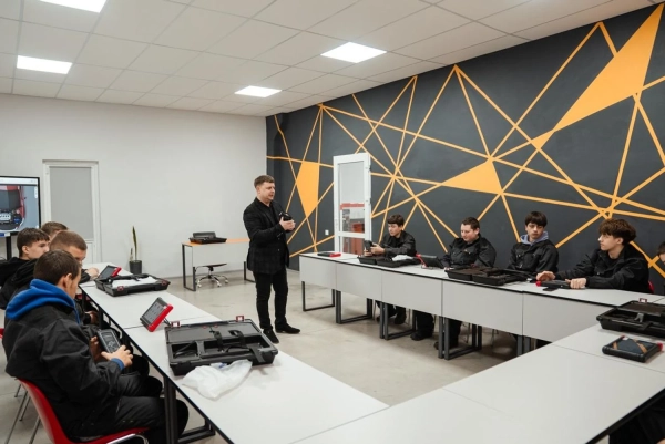 68b1b15f47b60eaf48937c0f73cdb67b - Оксен Лісовий затвердив реформу профтехосвіти: нові зміни в училищах