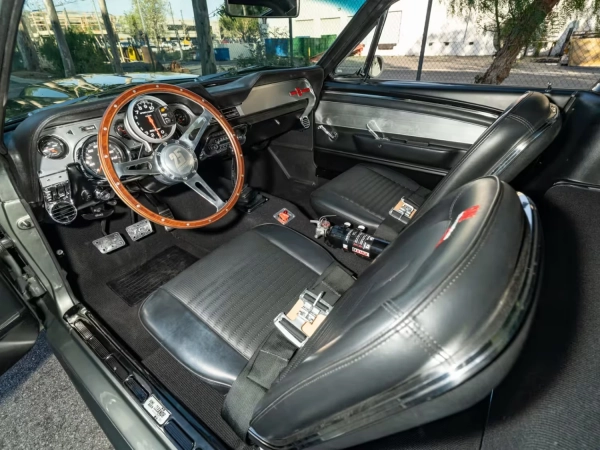 f92529c0667bcece779ee714308ef140 - Легендарний Mustang "Елеонор" з кінострічки "Зниклі за 60 секунд" з'явиться на торгах.