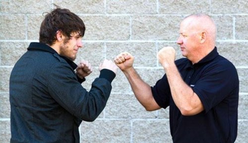 147ce6ddd8cfb03864db5bf6c651b01b - Рекомендації щодо самооборони, чи Чи є в Мережі інструкції для самогубців-початківців?