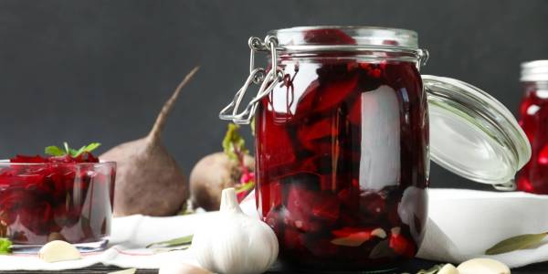 Буряк на зиму: приготуйте без оцту для салатної насолоди