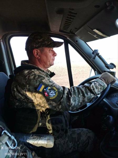 Морпіх з Полтавщини полонив дев'ятьох окупантів 9e106c4f9e2915111fd683d11222eaa9 - Морпіх з Полтавщини полонив дев'ятьох окупантів