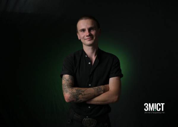 18-річний Богдан Рябокінь: від шкільних коридорів до військової служби cbc8494eb89be6a818a6ac6d590314e8 - 18-річний Богдан Рябокінь: від шкільних коридорів до військової служби