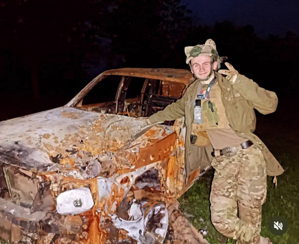18-річний Богдан Рябокінь: від шкільних коридорів до військової служби eadbd782c82ba1925eb3a37ac0e48da8 - 18-річний Богдан Рябокінь: від шкільних коридорів до військової служби